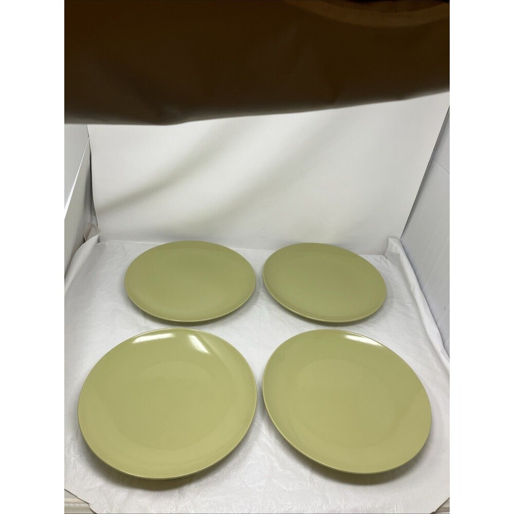 IKEA Dinnerware Fargrik Dinner Plates Set Of 4 Avocado Green 21963 Round 11”